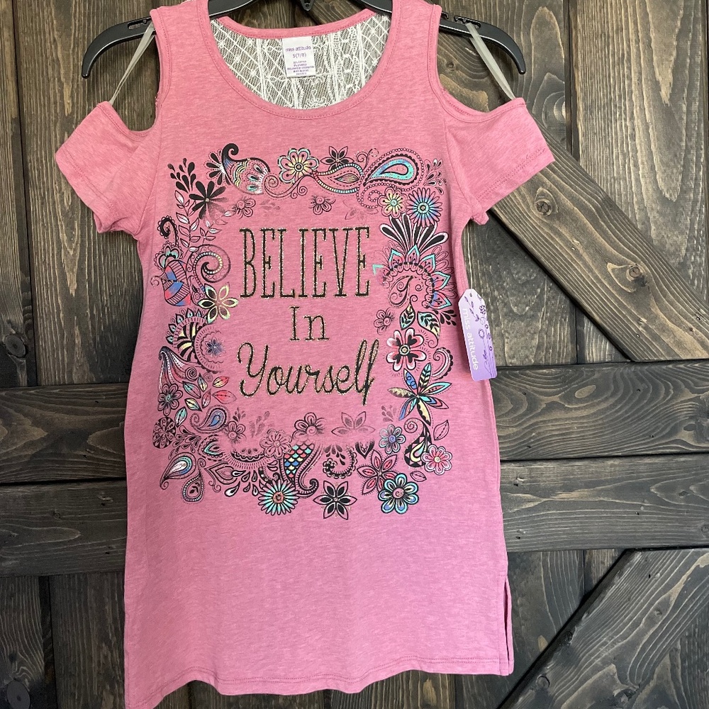 NEW Girls T Shirt Miss Attitude Small 7/8 Screen Print Cold Shoulder Lace